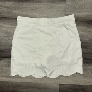 Vinyard Vines - Size 6 Solid Scalloped Golf Skort